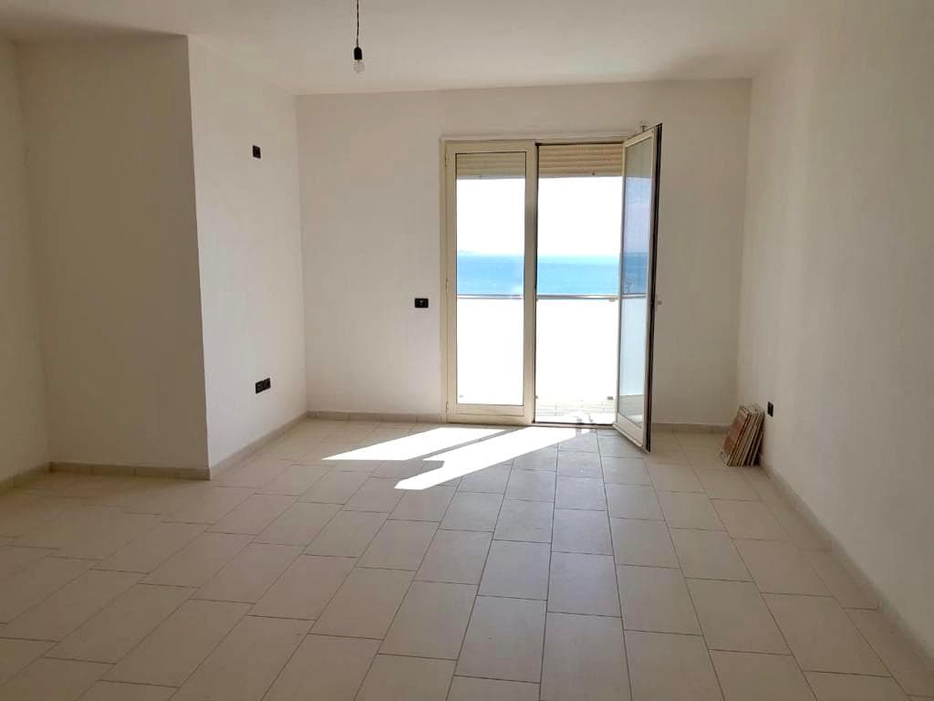 SHITET SUPER APARTAMENT 2+1 PRANE KODRES SE VILES SE ZOGUT, DURRES.