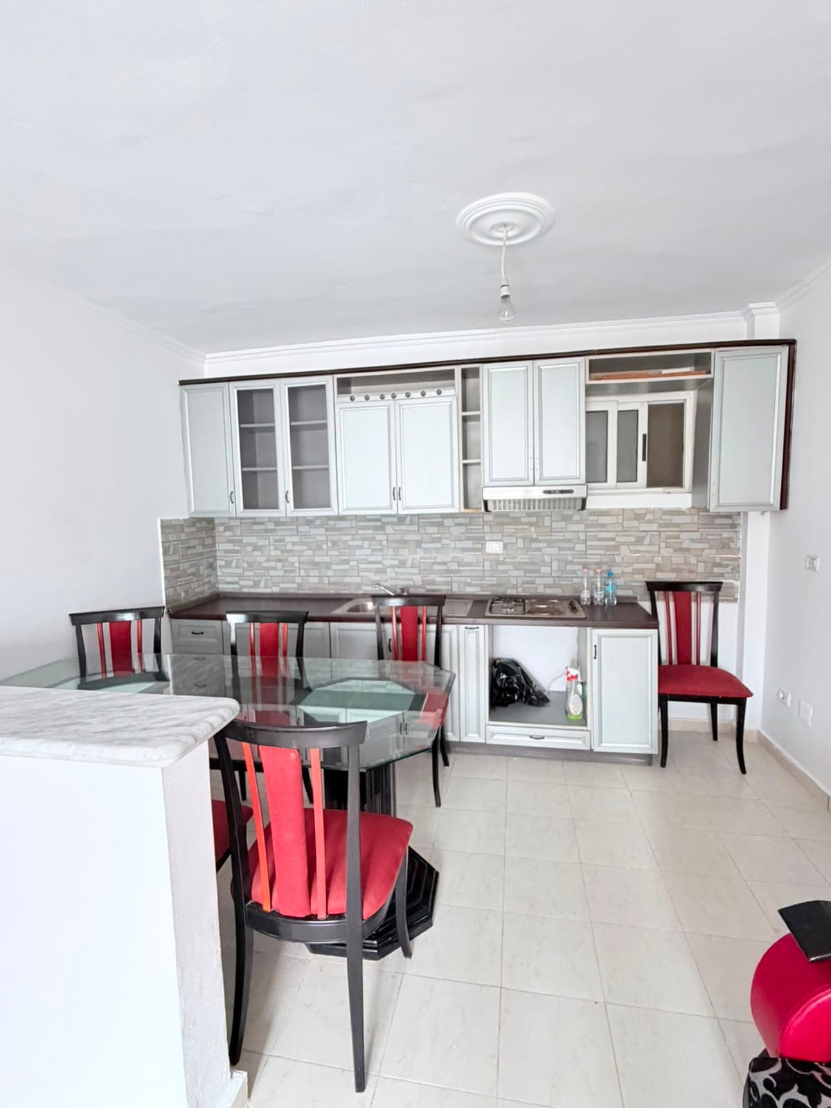 SHITET APARTAMENT 1+1 NE ZONEN E PLAZHIT, DURRES 2