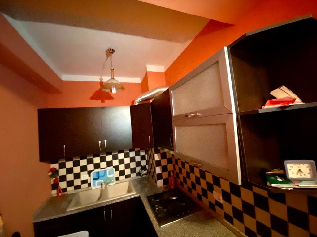 SHITET APARTAMENT 1+1 PRANE HOTEL EMPIRE, PLAZH, DURRES. 4