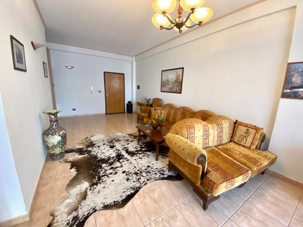 SHITET APARTAMENT 3+1 RRUGA TAULANTIA, VOLLGA, DURRES. 2