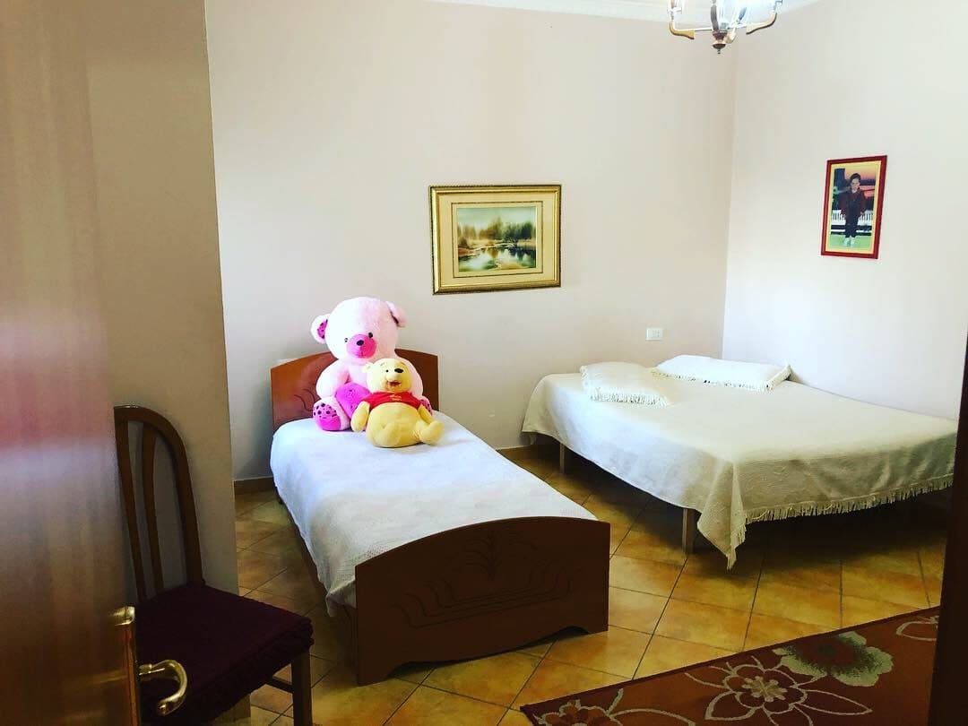 SHITET APARTAMENT 2+1 PRANE FLAGSHIP,DURRES! 2