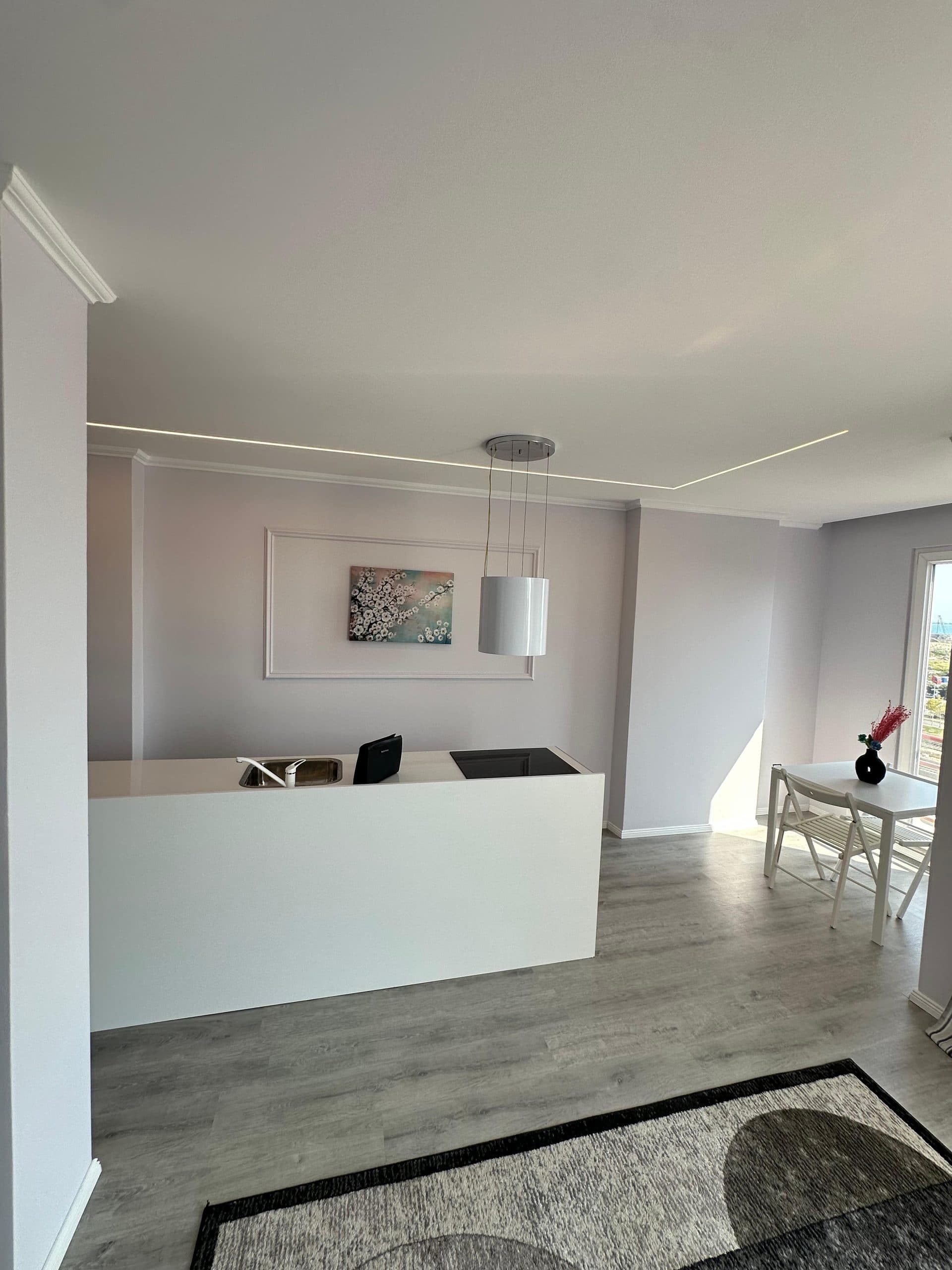 SHITET APARTAMENT 1+1 PAMJE DETI, PRANE UJESJELLSIT, DURRES. 2