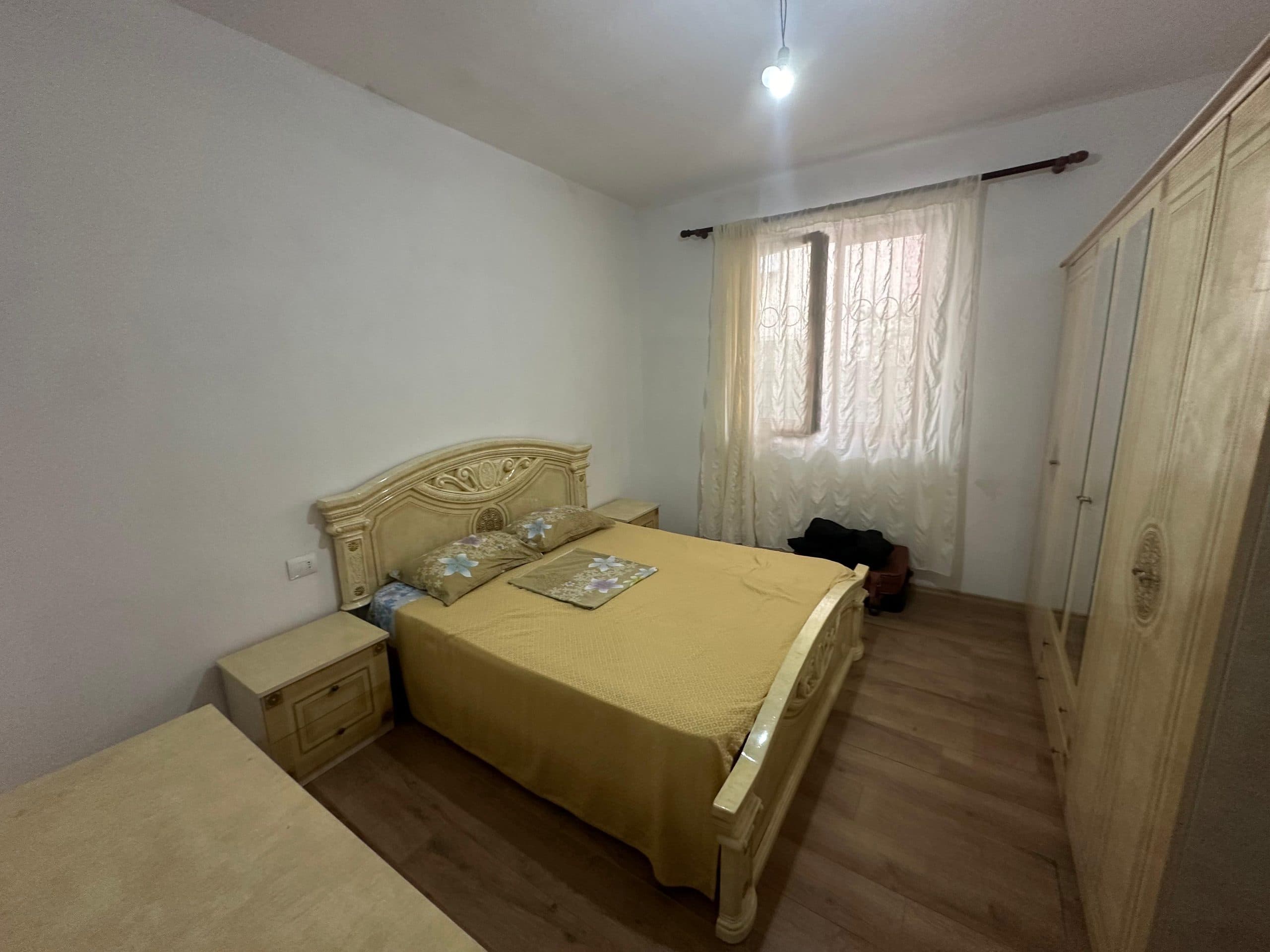 JEPET ME QERA APARTAMENT 1+1, HEKURUDHA PLAZH, DURRES. 3