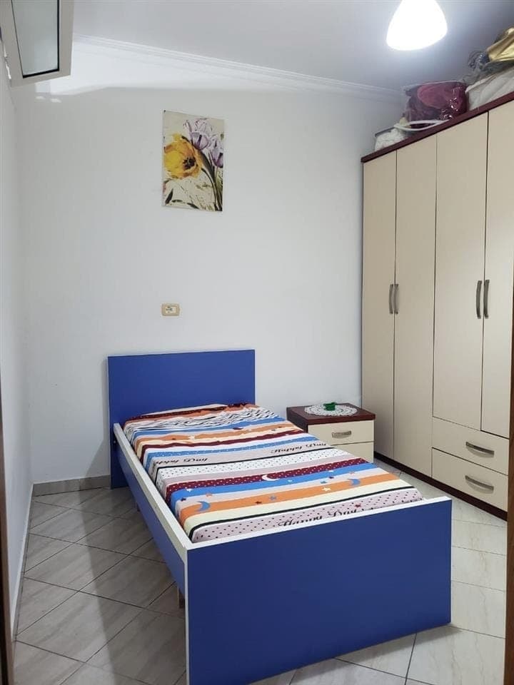 SHITET APARTAMENT 2+1 LAGJA 17 PRANE UJESJELLESIT , DURRES . 4