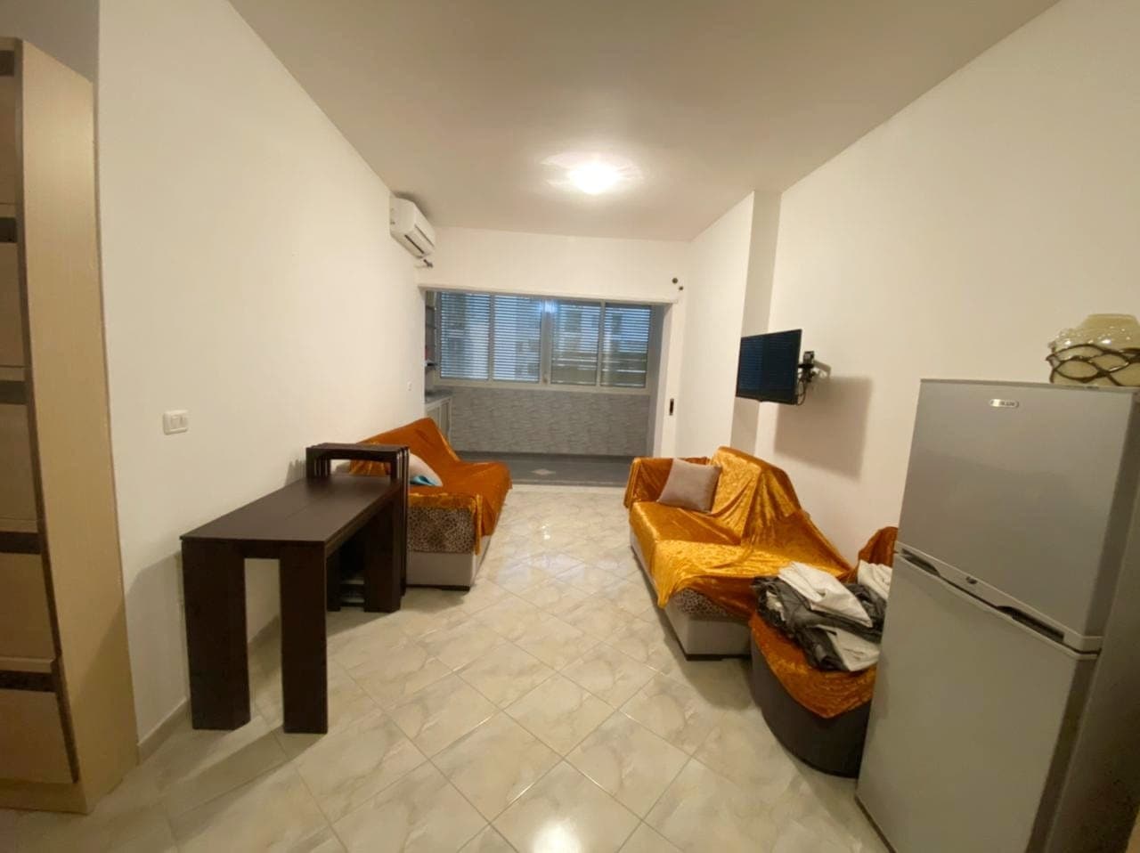 SHITET APARTAMENT 1+1 PRANE UJESJELLSIT,LAGJA 17, DURRES. 2