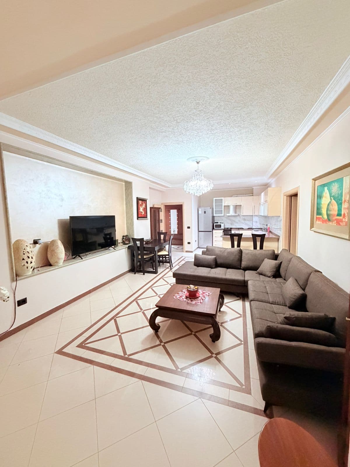 SHITET APARTAMENT 2+1 ISH URT, DURRES 3