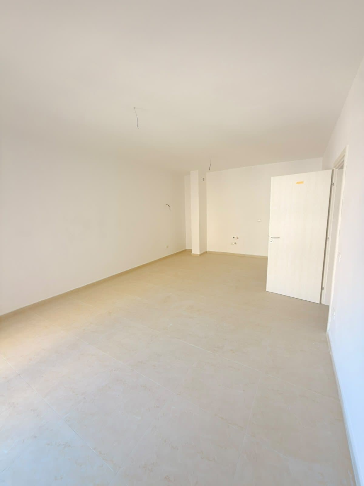 SHITET APARTAMENT 1+1 NE RRUGEN E PORTIT, DURRES 3