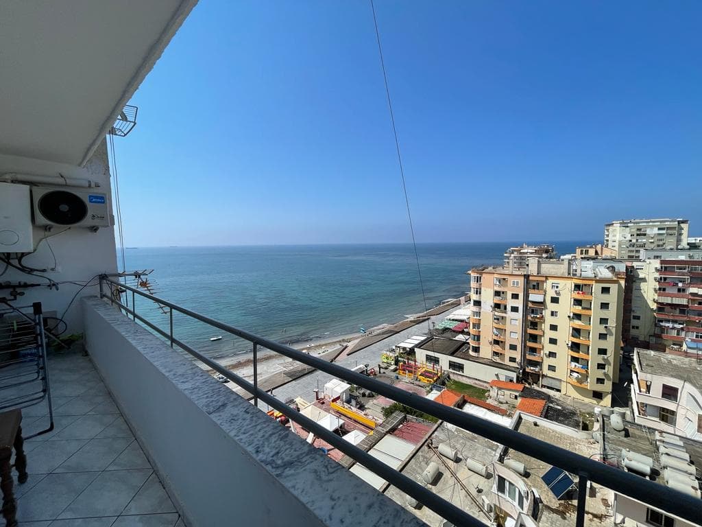 JEPET ME QERA APARTAMENT 3+1 ME PAMJE DETI VOLLGA,DURRES.