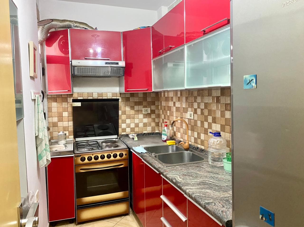 SHITET APARTAMENT 2+1 LAGJA 17 PRANE UJESJELLESIT, DURRES. 2