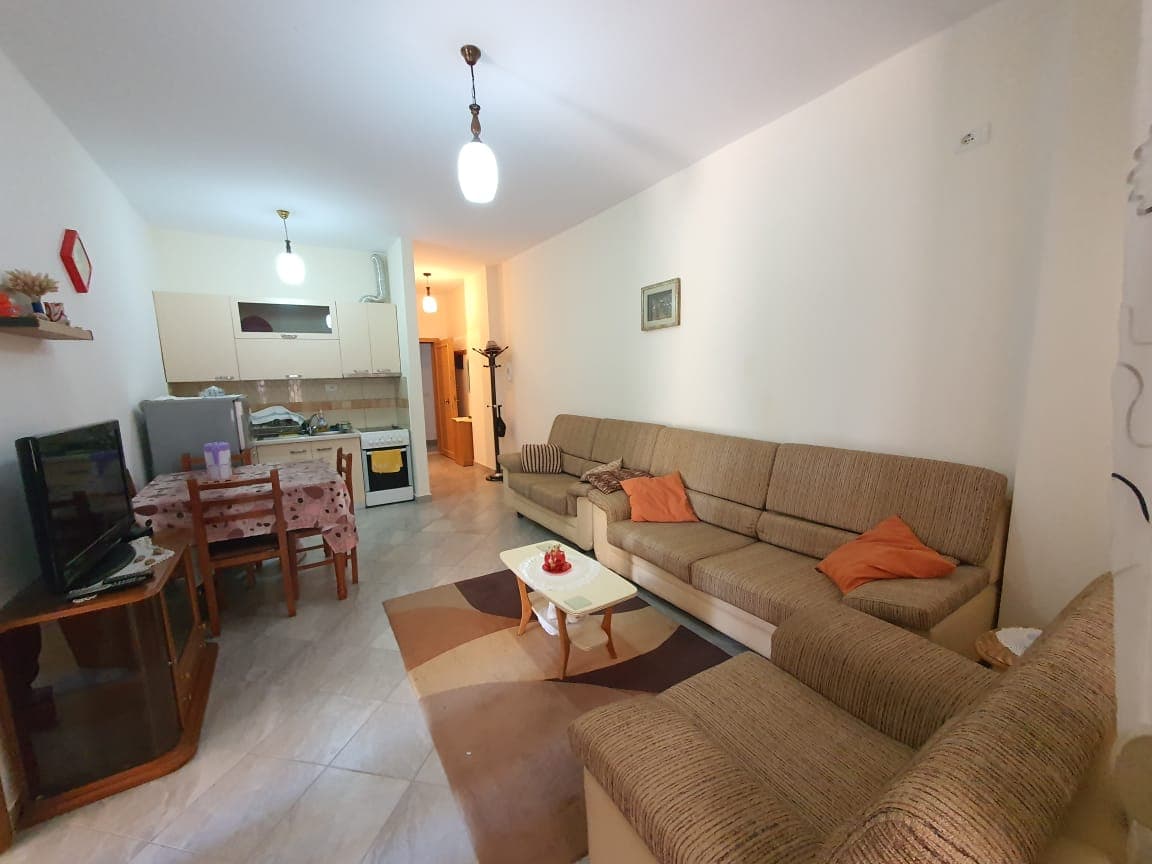 SHITET APARTAMENT 1+1 PRANE HOTEL MAJESTIC,SHKEMBI I KAVAJES,DURRES. 2