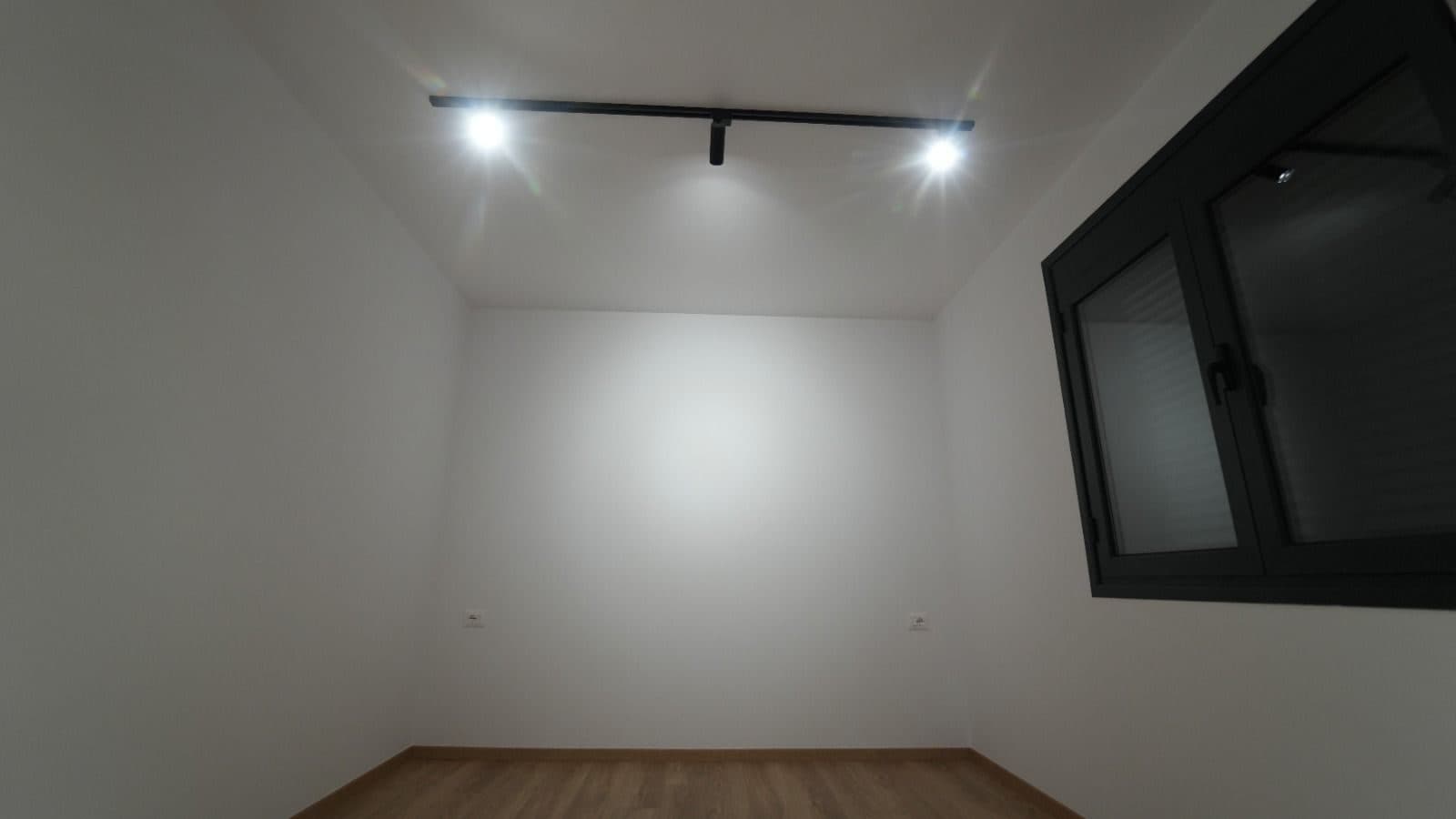 JEPET ME QERA AMBIENT BIZNESI 2 KATE PRANE MUZEUMIT, DURRES