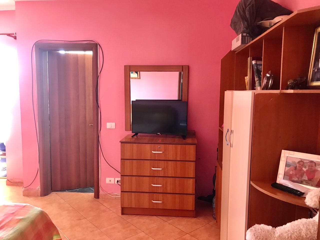 SHITET APARTAMENTI PRANE PICERI 2 ENGJEJT, LAGJA 6 , DURRES. 4