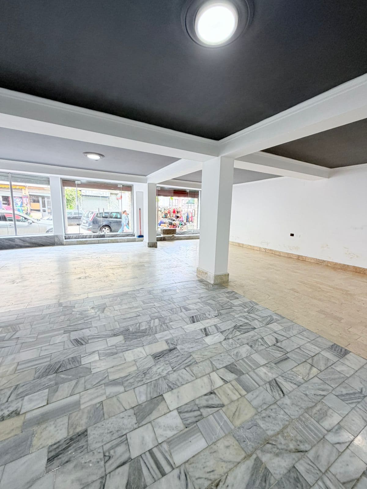 JEPET ME QERA AMBIENT BIZNESI, PRANE SHKOLLES QEMAL MICI, DURRES 3