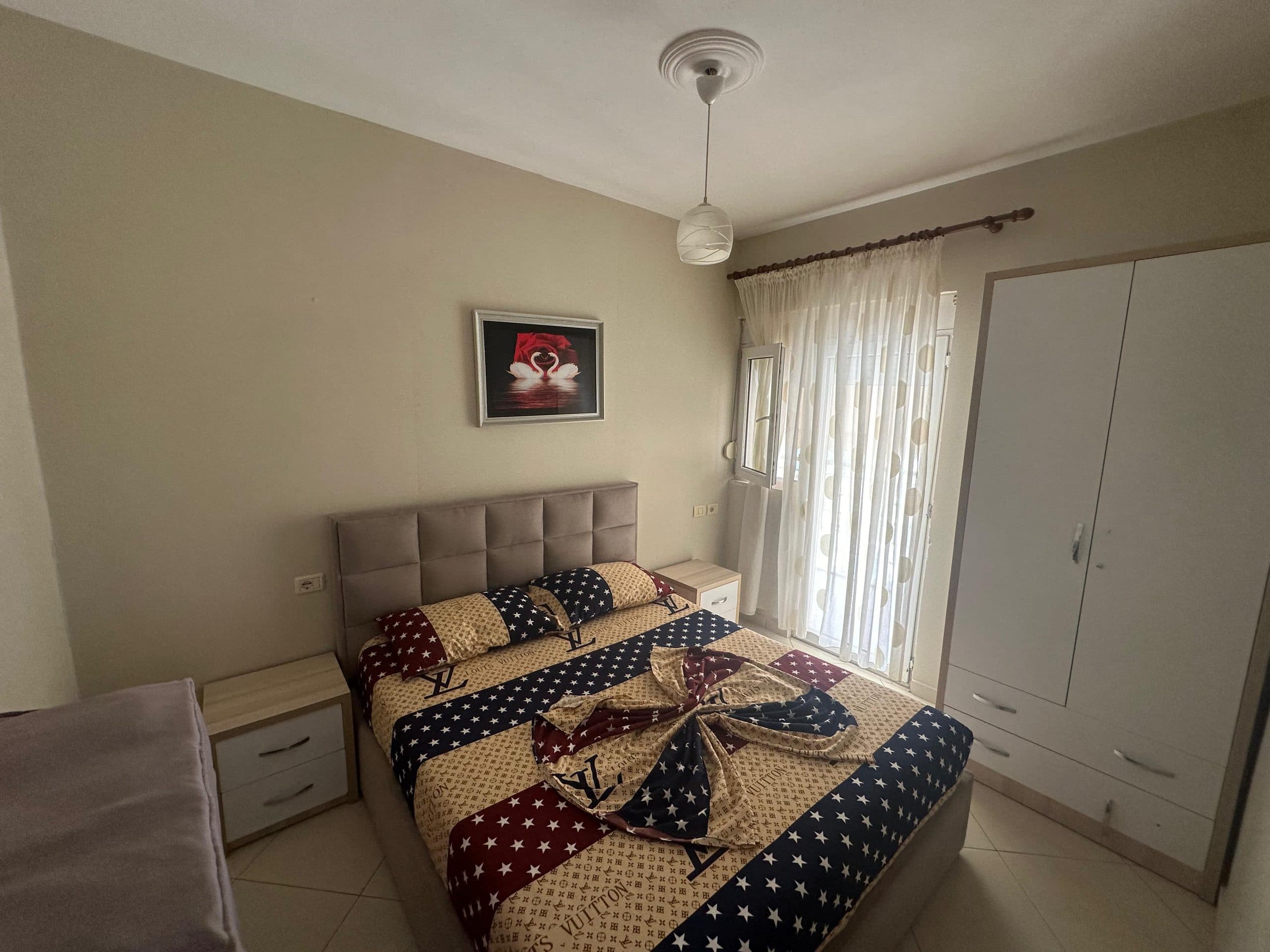 JEPET ME QERA APARTAMENT 1+1, RROTA E KUQE VIJE E PARE PLAZH, DURRES. 2
