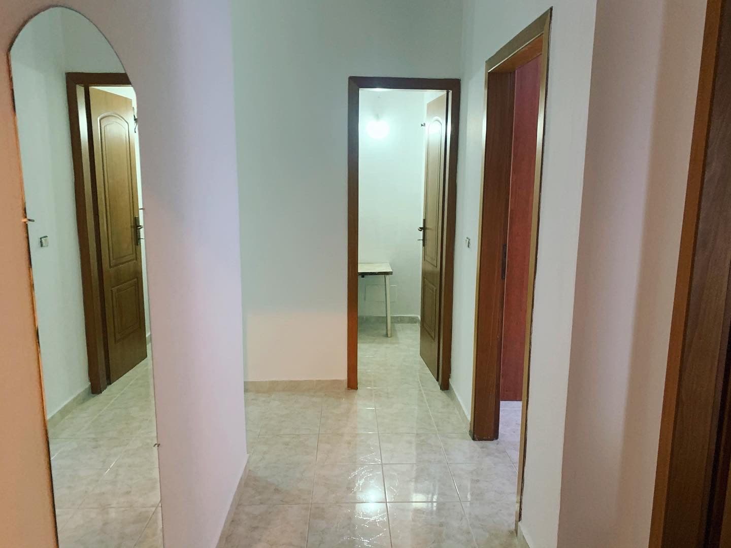 JEPET ME QERA APARTAMENT 2+1+2 NE DURRES! 2