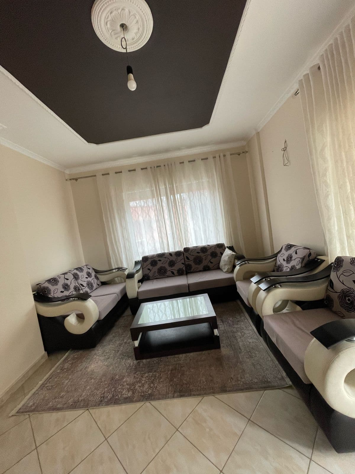 JEPET ME QERA APARTAMENTI 1+1 MRAPA PICERI SHIJAKUT, DURRES.