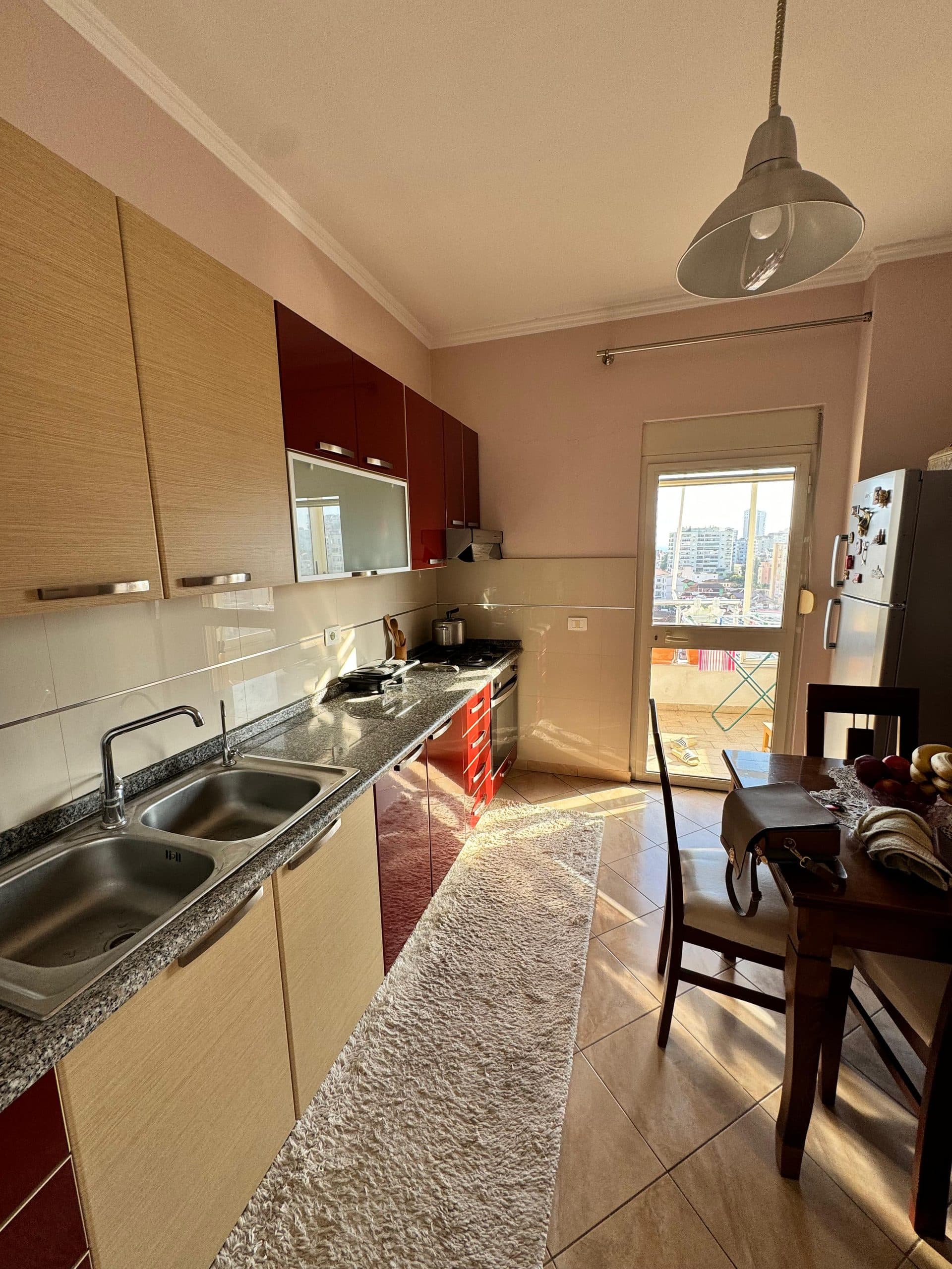 SHITET APARTAMENT 4+1, PRANE MUZEUMIT, LULISHTJA, DURRES. 3