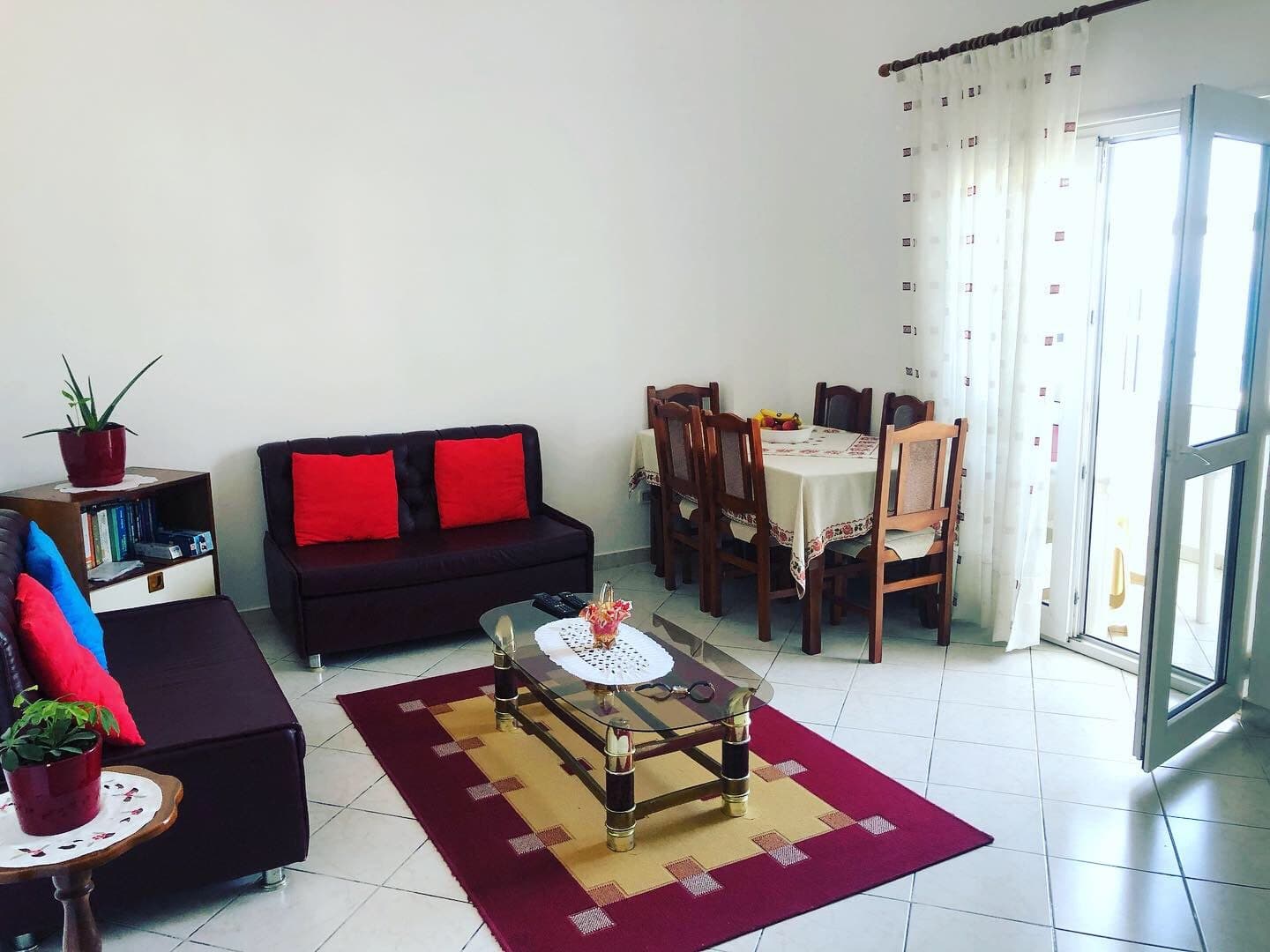 SHITET APARTAMENT 1+1 NE VOLLGA,DURRES! 2