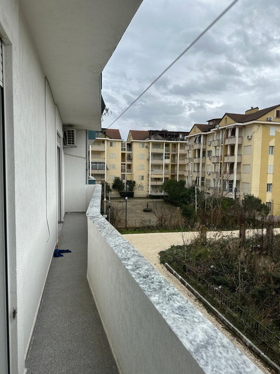 SHITET APARTAMENT 1+1 GOLEM, DURRES 2