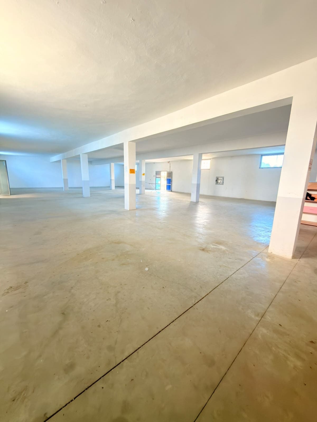 JEPET ME QERA KAPANON NE ZONEN E SHKOZETIT, DURRES