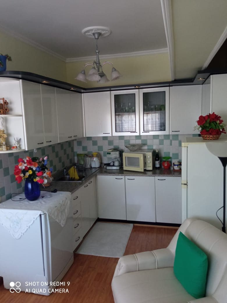 SHITET APARTAMENT 1+1 PRANE HOTEL FLORIDES,PLAZH,DURRES. 2
