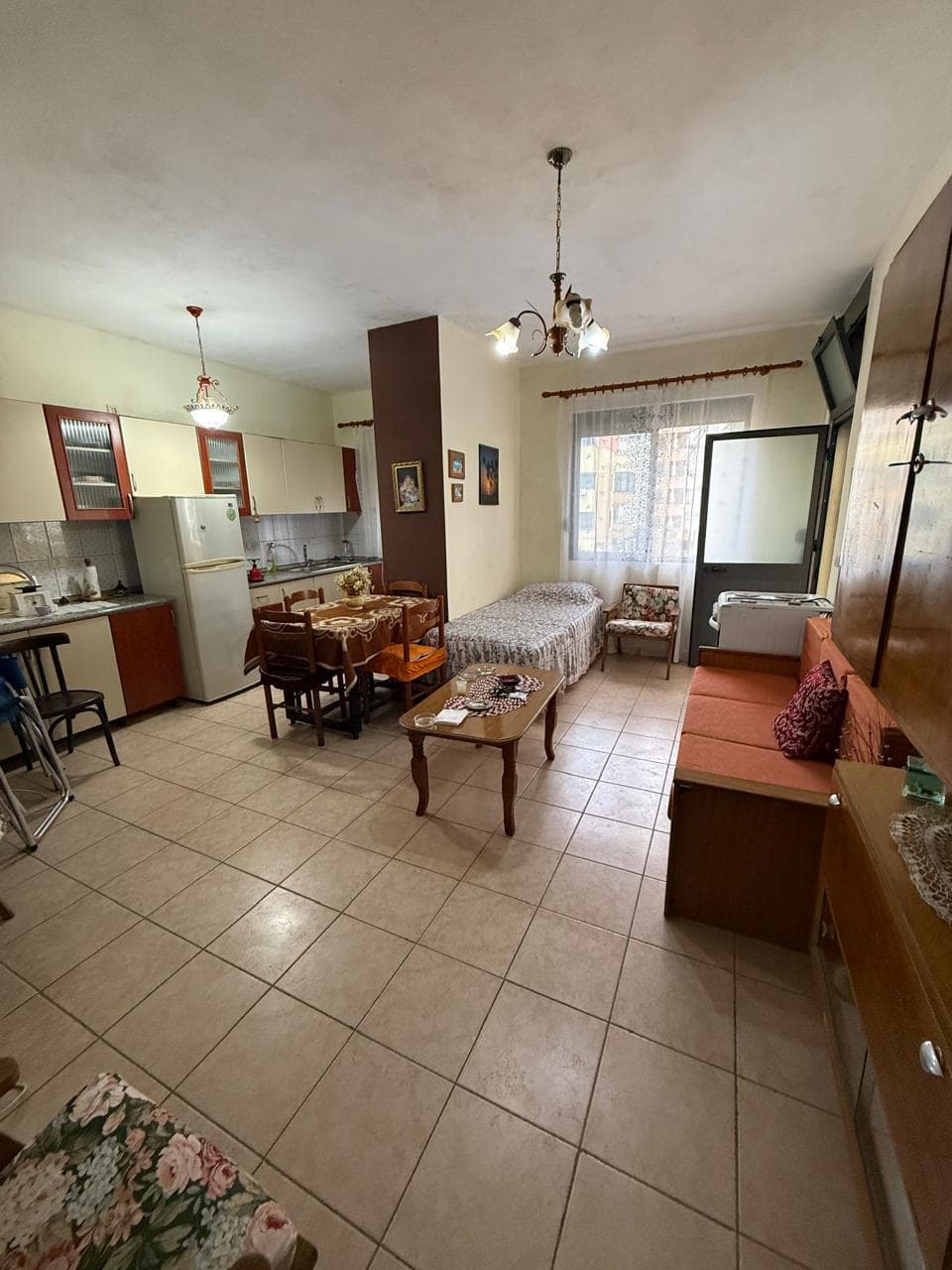 SHITET APARTAMENT 1+1 SHKEMBI KAVAJES