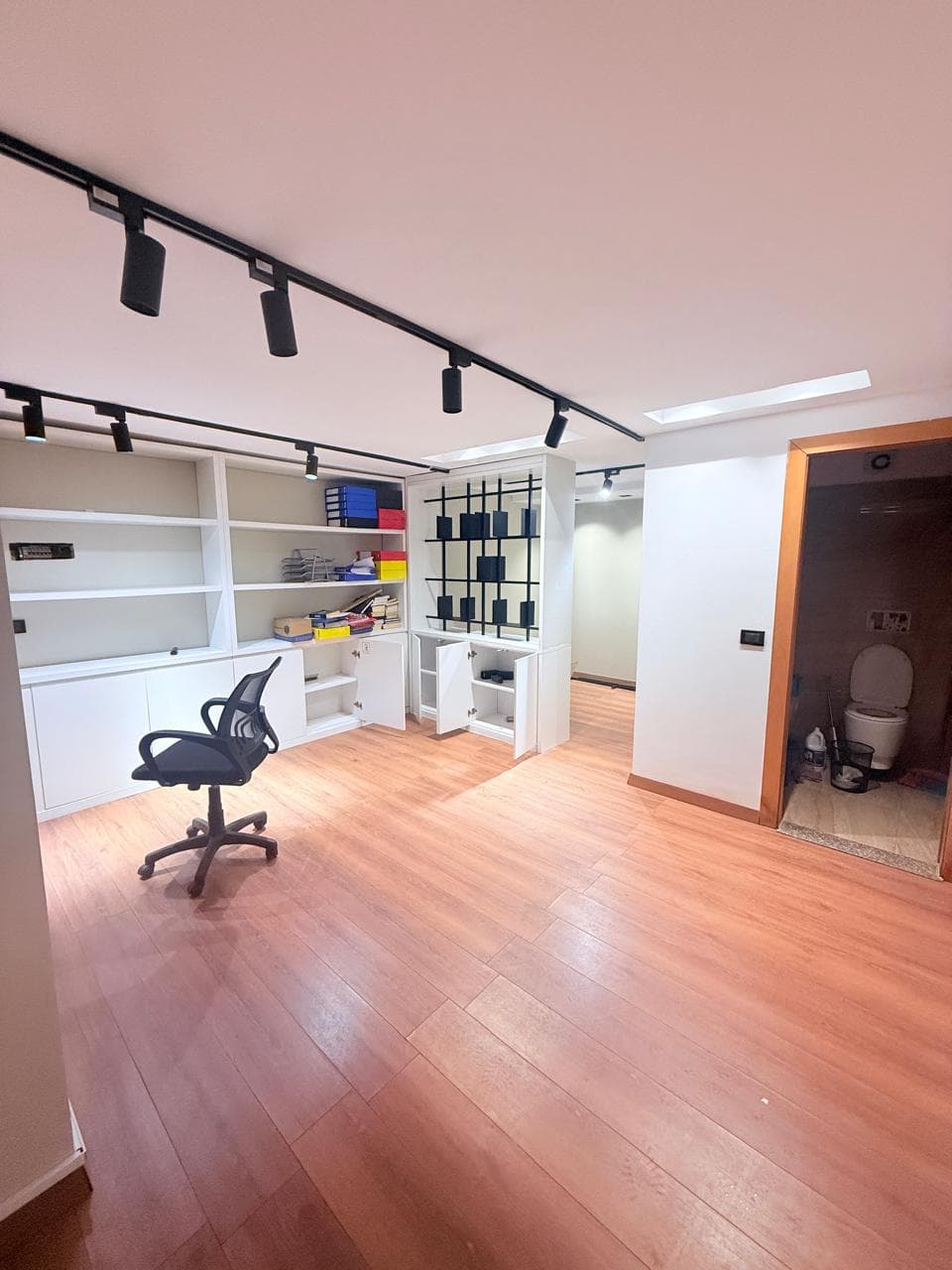 JEPET ME QERA AMBIENT BIZNESI GJYKATA DURRES 3