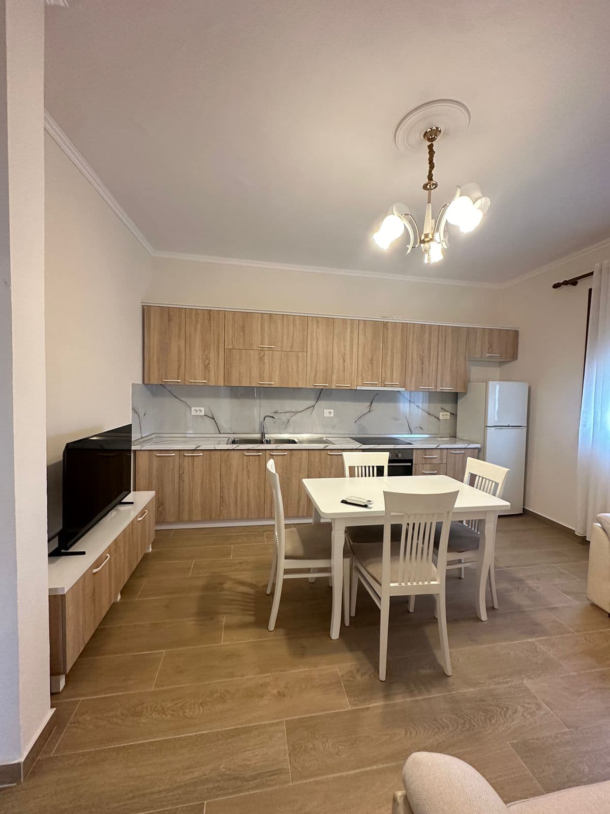 JEPET APARTAMENT ME QERA 1+1 URA DAJLANIT,DURRES