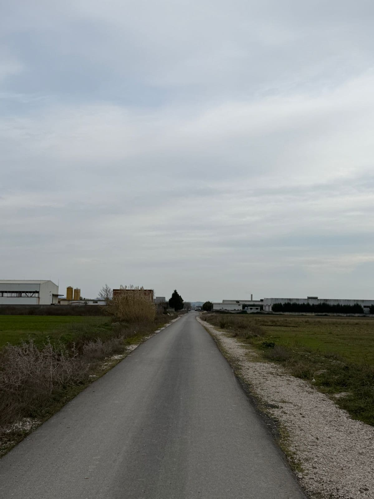 SHITET TOKE NE ZONE INDUSTRIALE AUTOSTRADE, DURRES 4