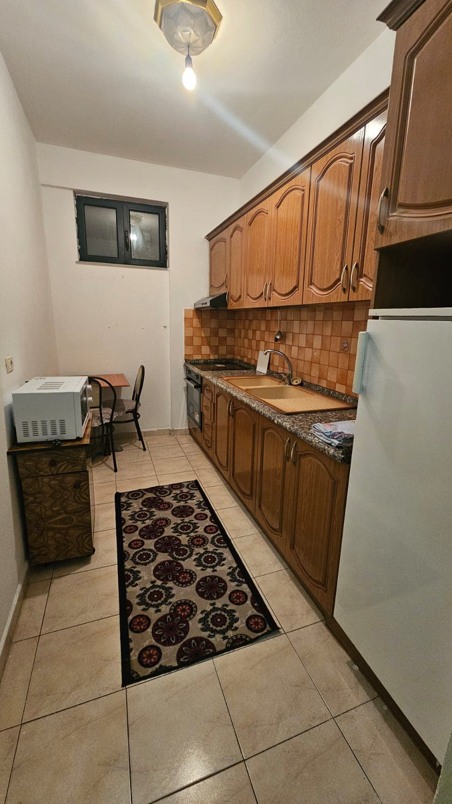 JEPET ME QERA APARTAMENT 2+1 PRANE DREJTORIS POLICISE DURRES 4