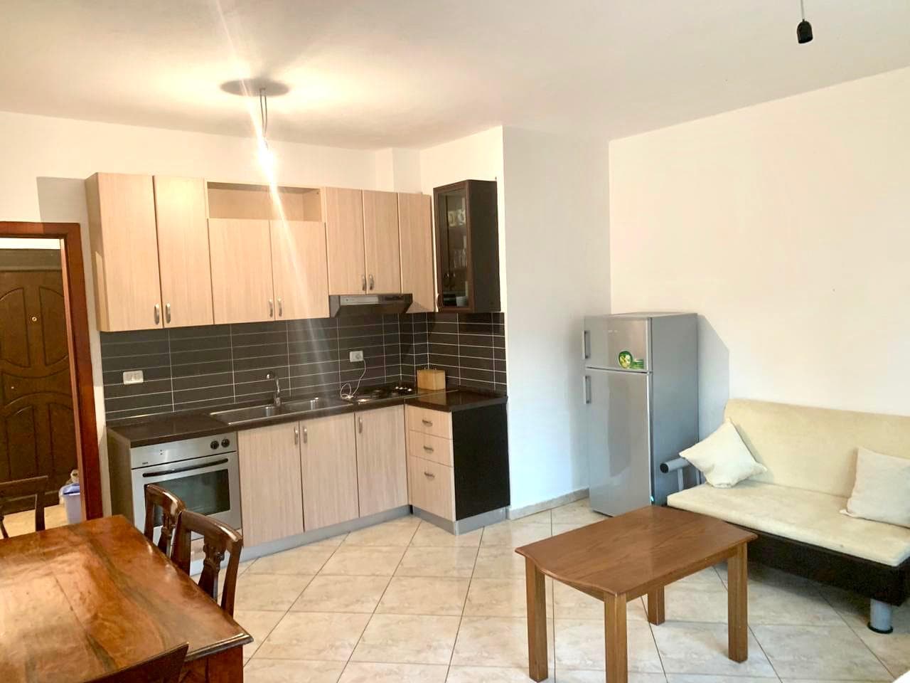 SHITET APARTAMENT 1+1 , PRANE HOTEL PREMIUM, GOLEM, DURRES.