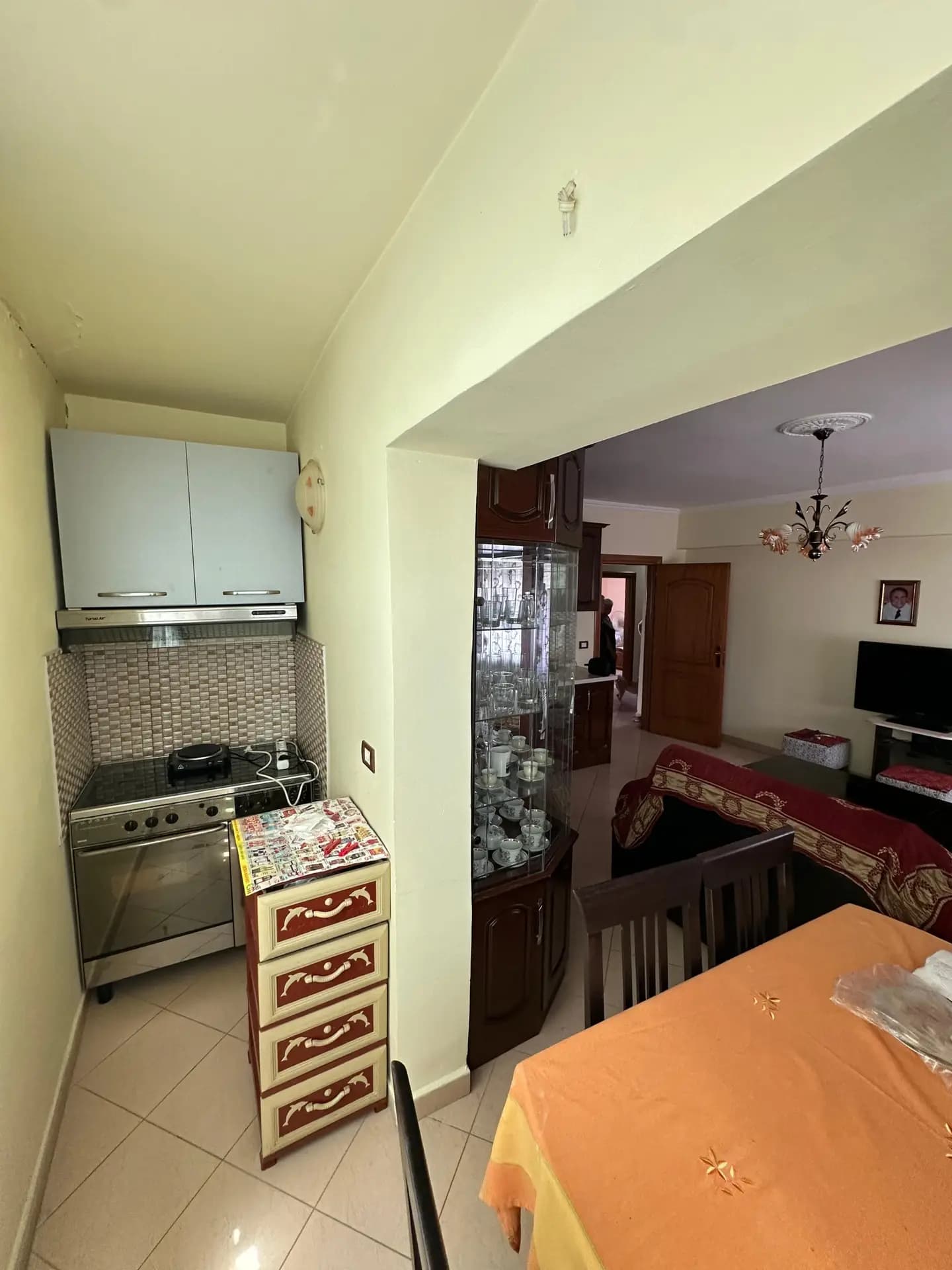 JEPET ME QERA APARTAMENT 2+1, PRANE DEGES, DURRES. 4