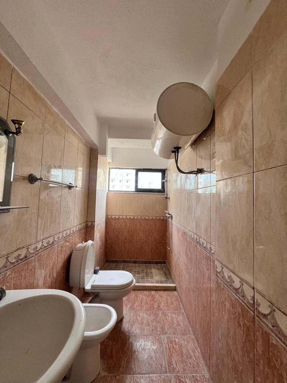SHITET APARTAMENT 2+1 ISH RAJONI I POLICISE,DURRES 3
