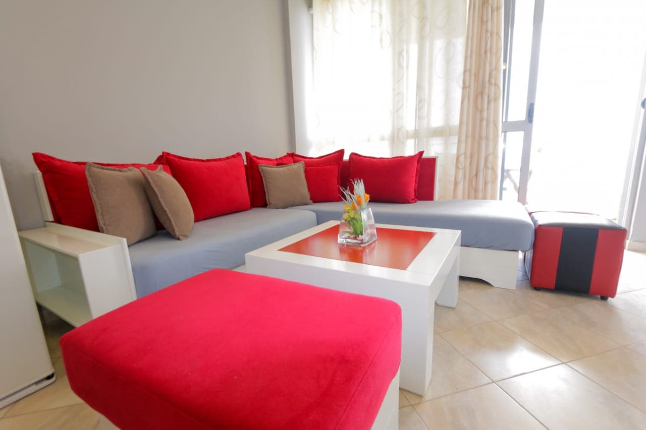 SHITET APARTAMENT 2+1 ME PAMJE NGA DETI PRANE,PISTA KOSOVES,PLAZH,DURRES. 4