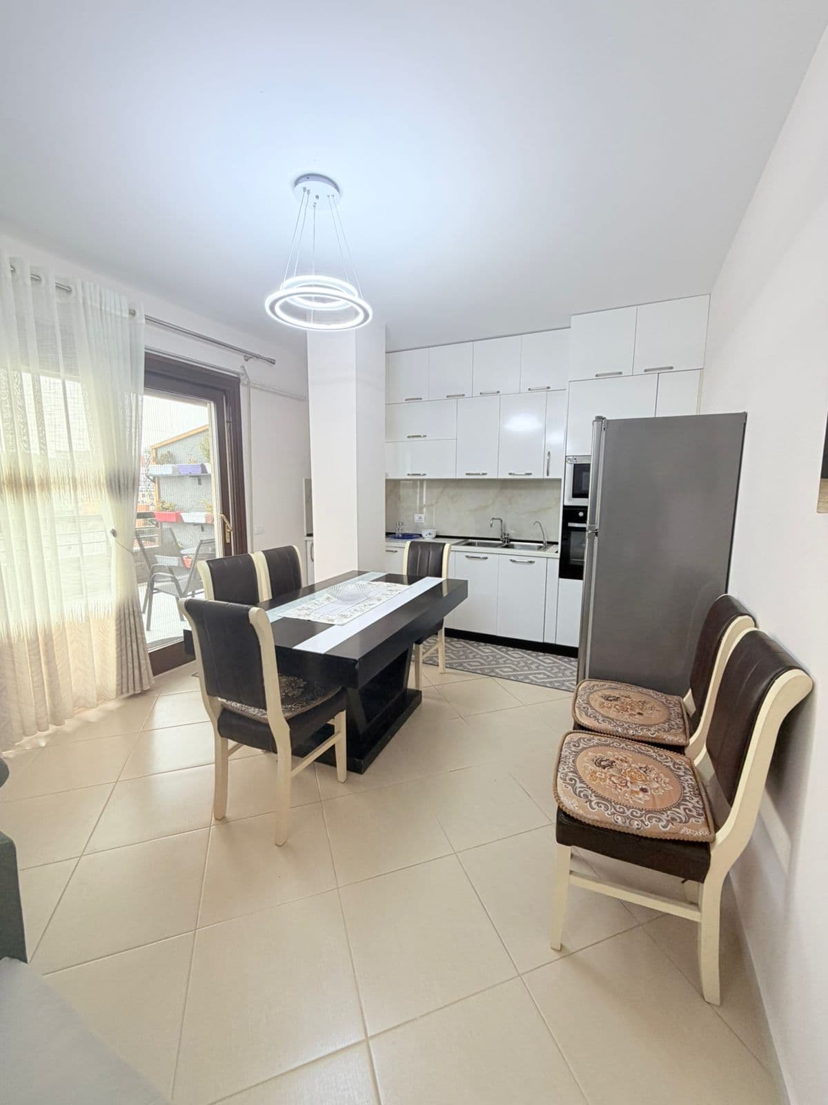 JEPET ME QERA APARTAMENT 1+1 POSTA SHQIPTARE 2