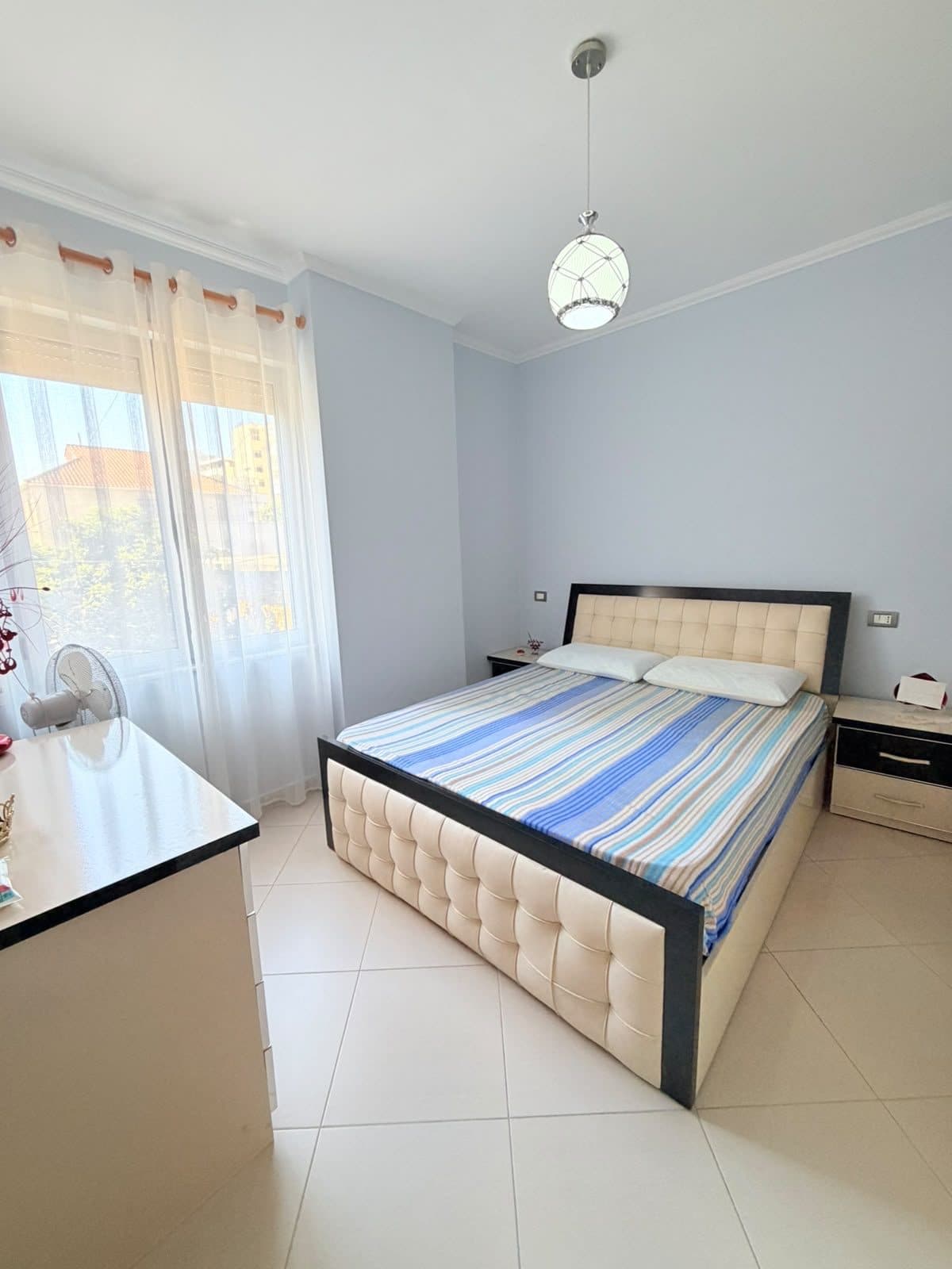 JEPET ME QERA APARTAMENT 1+1 PRANE KAZAZIT, DURRES 2