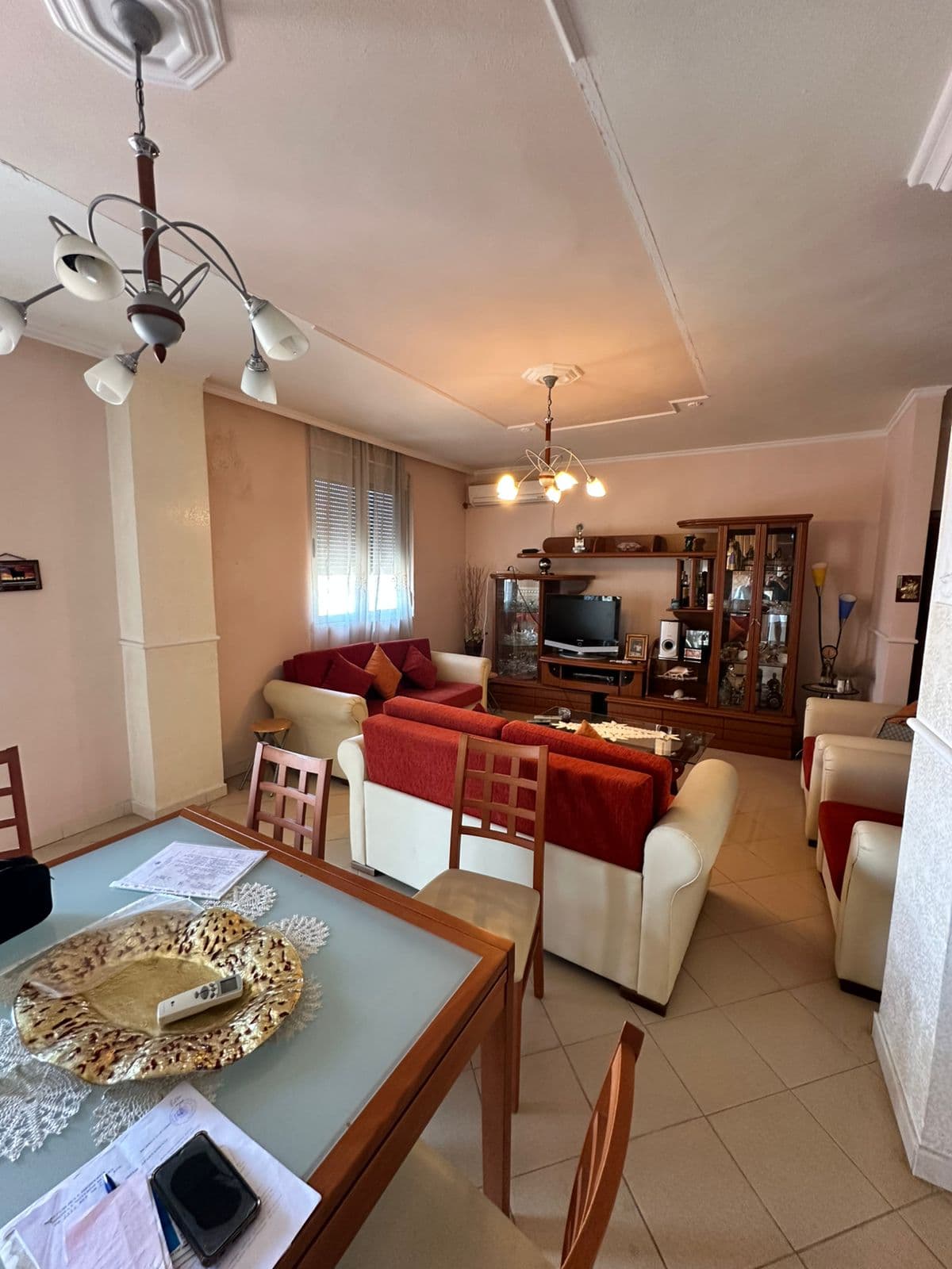 OKAZION.SHITET APARTAMENT 2+1 PRANE QENDRES FLAGSHIP CENTER.