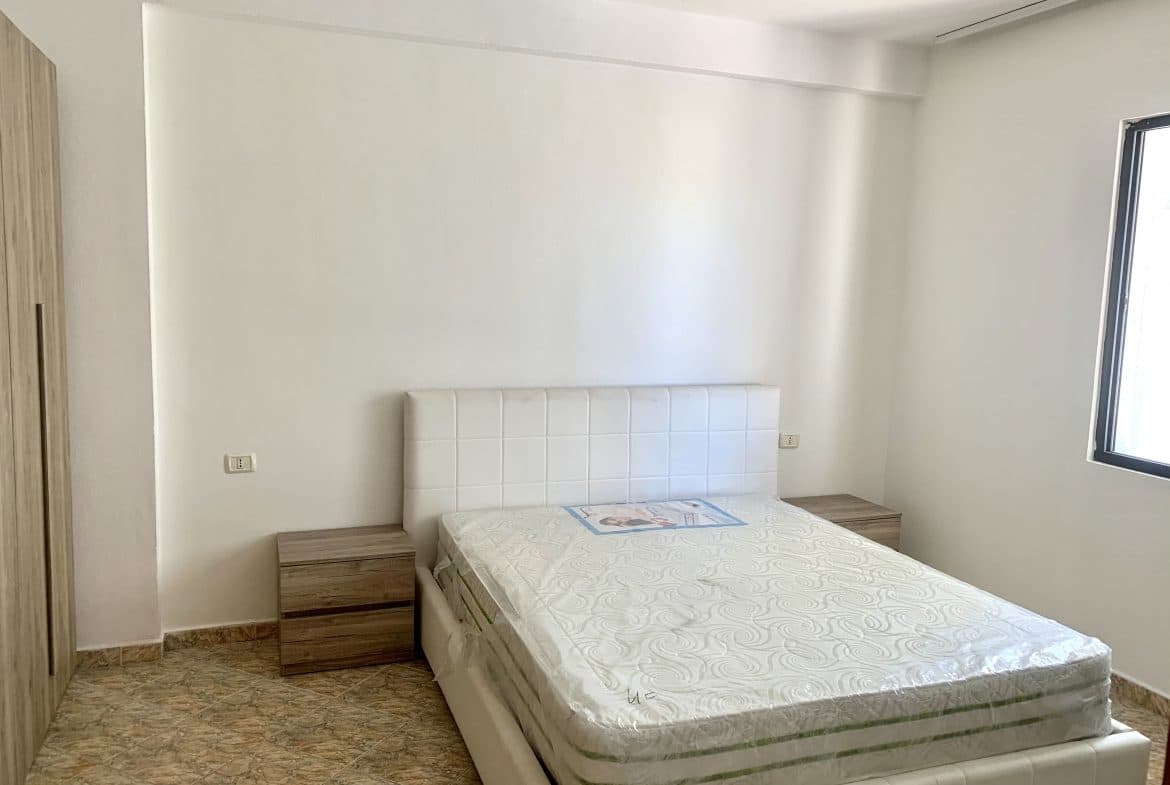 SHITET APARTAMENT 2+1 PRAN KAZAZIT,DURRES! 4