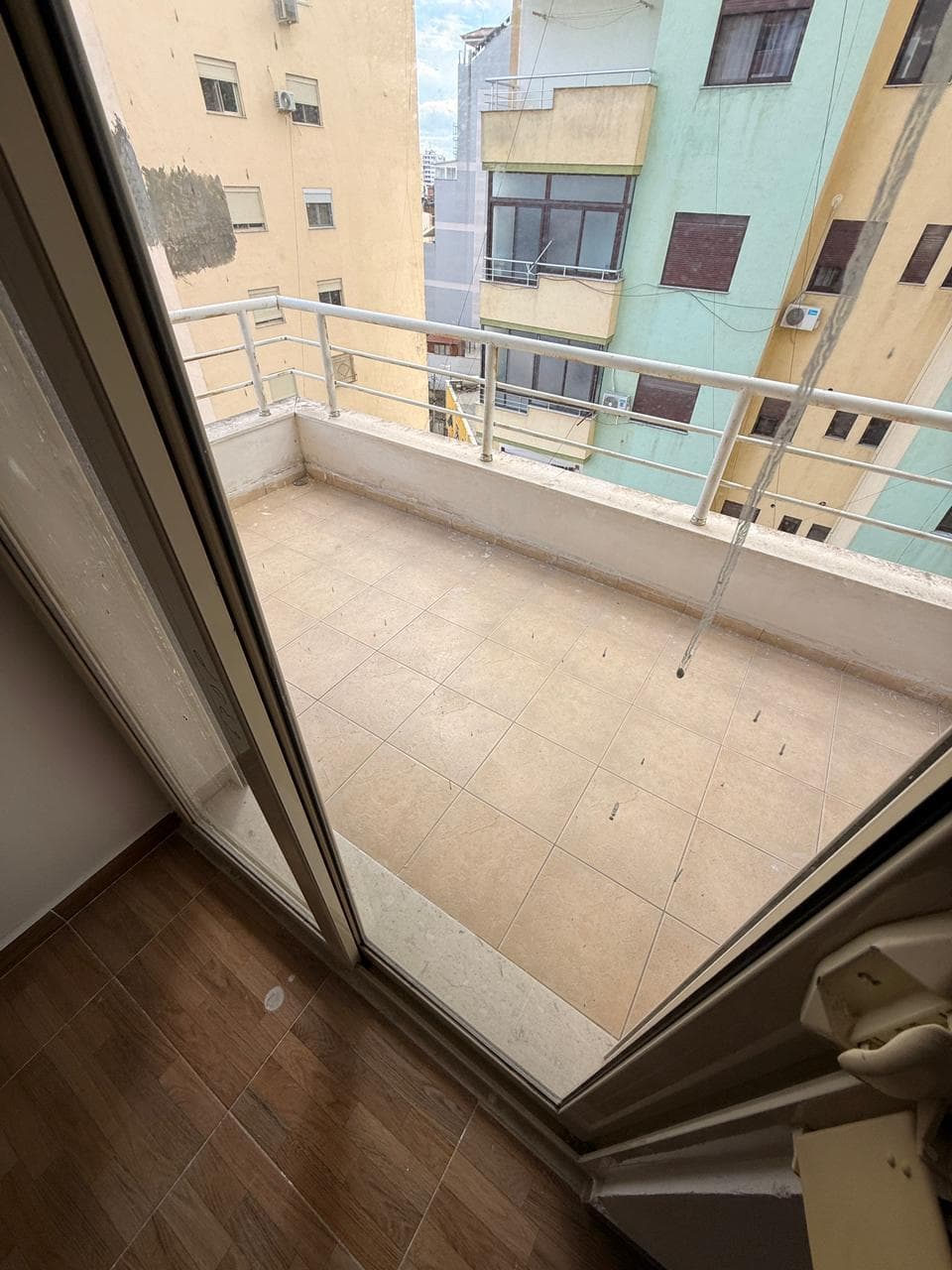 SHITET APARTAMENT 2+1+2 TEK ISH RAJONI,DURRES 3