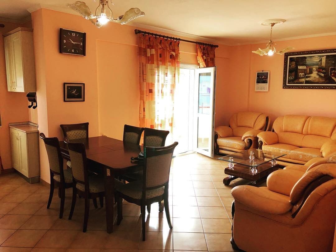SHITET APARTAMENT MEPAMJE NGA DETI NE VOLLGA,DURRES!