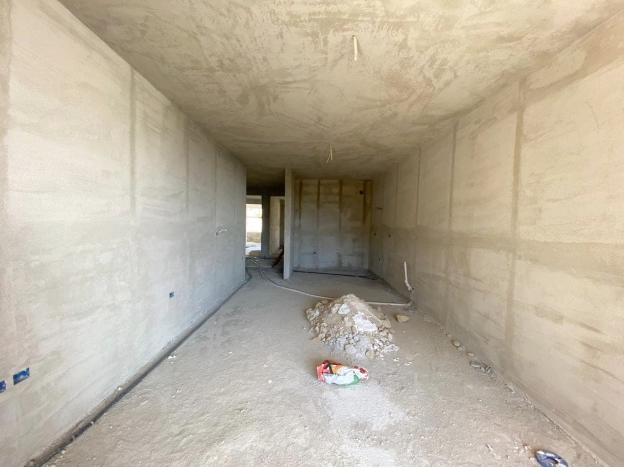 SHITET APARTAMENT 2+1 ME PAMJE NGA DETI,CURRILA,DURRES. 4
