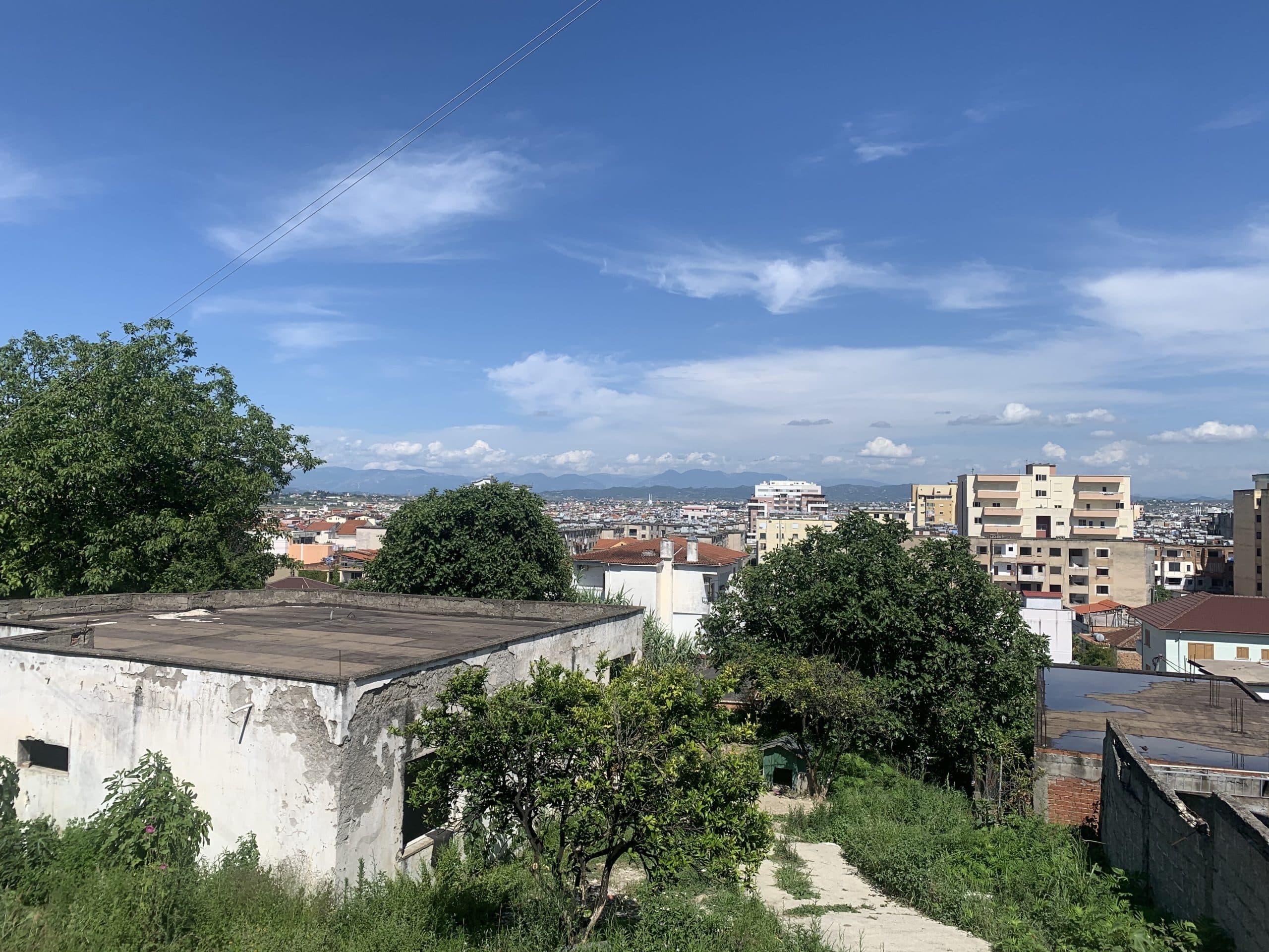 SHITET TRUALL PRANE SPITALIT RAJONAL,DURRES! 4
