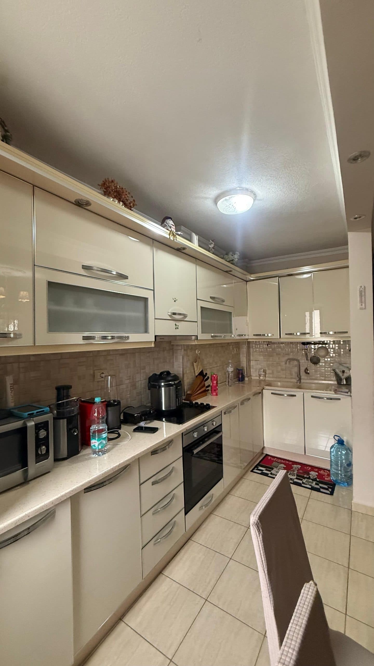 SHITET APARTAMENT 2+1 PRANE SPITALIT, DURRES 3