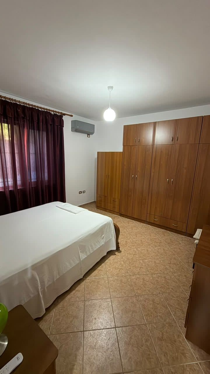 JEPET ME QERA APARTAMENT 3+1 ZONA VILA E ZOGUT, DURRES 4