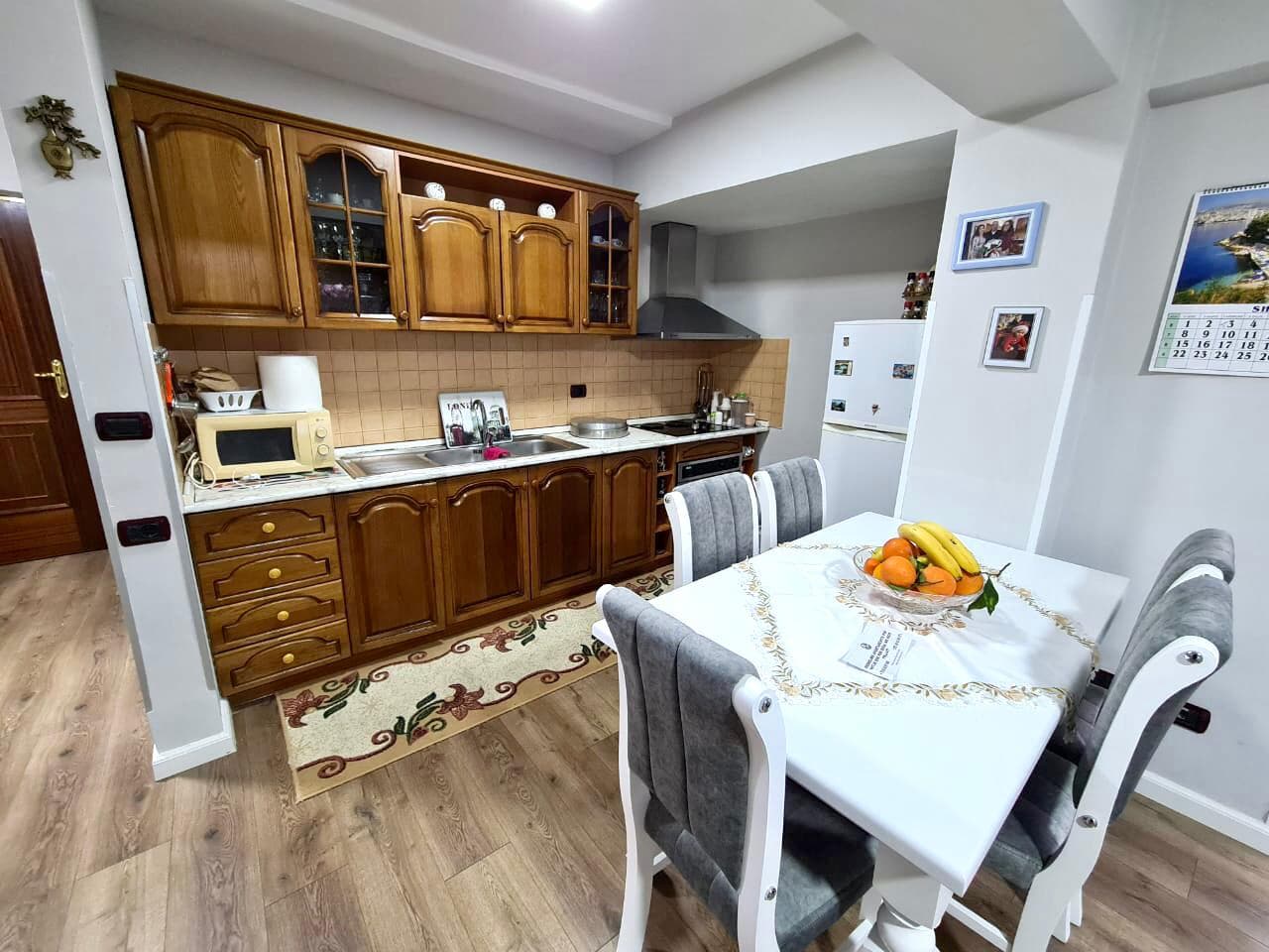 SHITET APARTAMENT 2+1 RRUGA TAULANTIA, VOLLGA, DURRES. 2