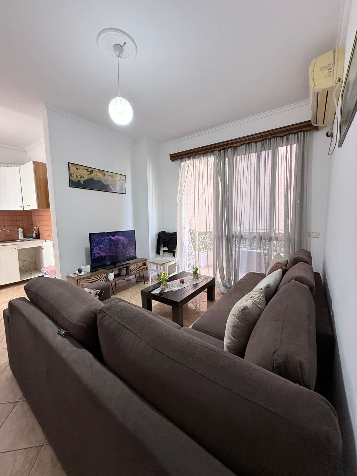 JEPET ME QERA APARTAMENT 1+1 ZONA PLAZH TEK ADREATIK HOTEL 4