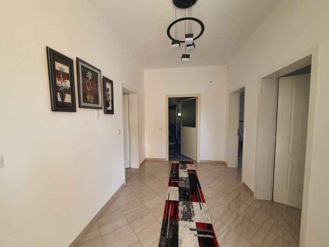 SHITET SHTEPI PRIVATE 1 KATESHE NE KENETE,DURRES.