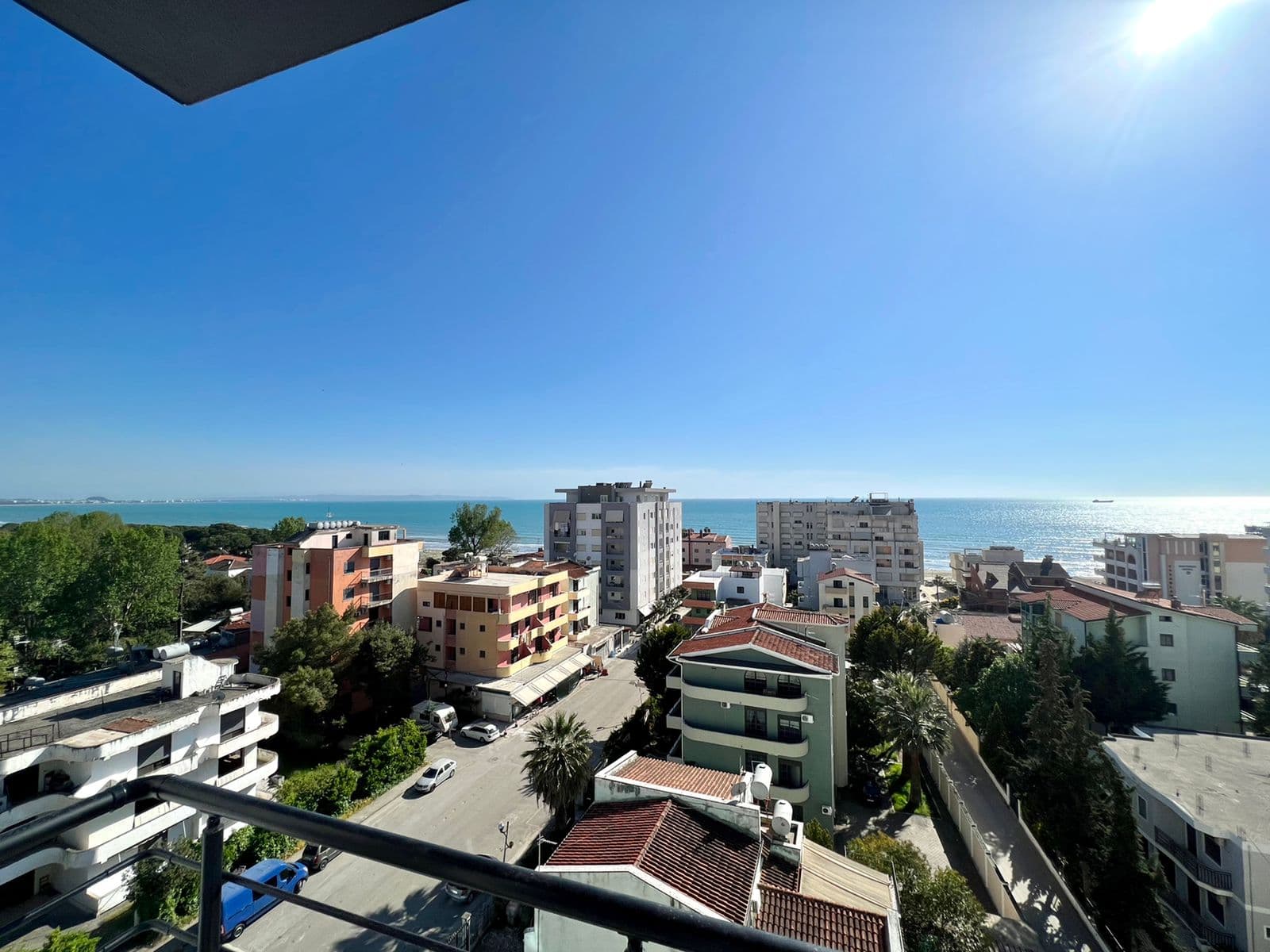 SHITET APARTAMENT 2+1+2 NE ILIRIA PLAZH, DURRES.