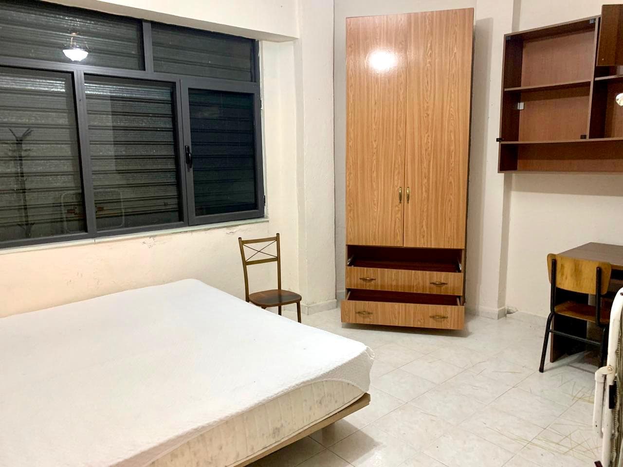 JEPET ME QERA SHTEPI PRIVATE, LAGJA 18, DURRES