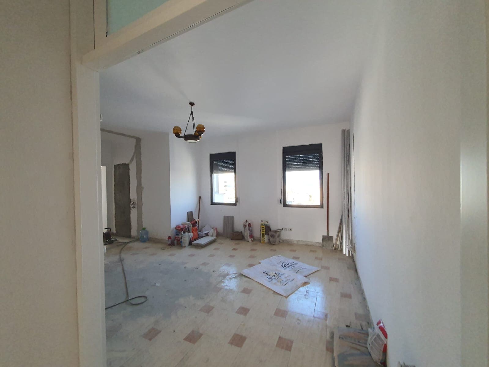 SHITET APARTAMENT 2+1 PRANE BLUE STAR,QENDER,DURRES. 4
